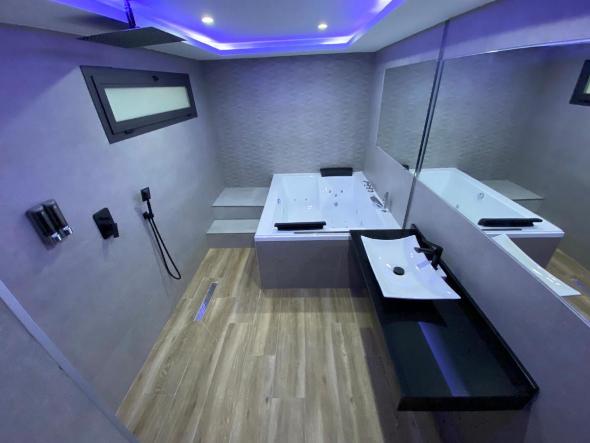 Apartamentos Las 7 Esencias Linares  Eksteriør bilde
