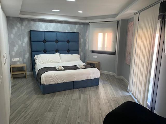 Apartamentos Las 7 Esencias Linares  Eksteriør bilde